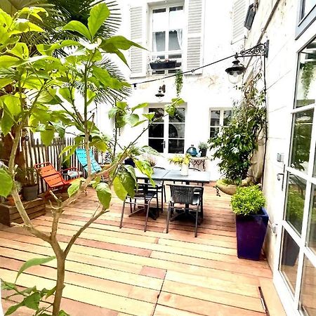 Bed and Breakfast Vue Sur Cour La Rochelle  Exterior foto