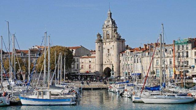 Bed and Breakfast Vue Sur Cour La Rochelle  Exterior foto